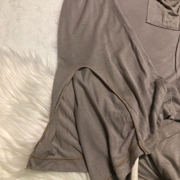 Blue Life Crew Neck Front Pocket Sleeveless Shirt - Picture 6 of 10